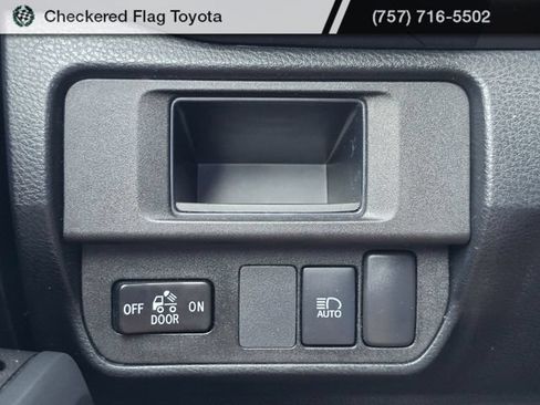 Used 2019 Toyota Tacoma SR w/ SR Convenience Package RWD image 11