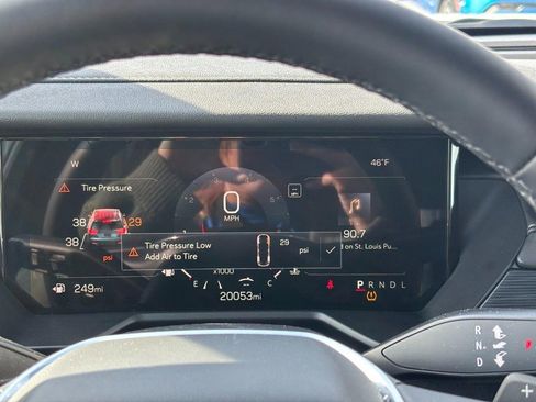 Certified 2025 GMC Acadia Elevation image 22