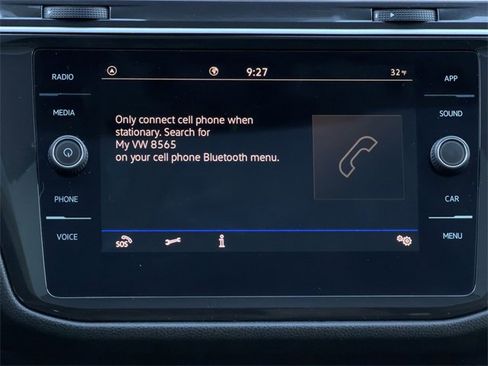 Used 2023 Volkswagen Tiguan SE R-Line image 17