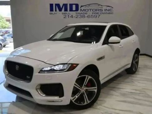 Used 2020 Jaguar F-PACE S image 1