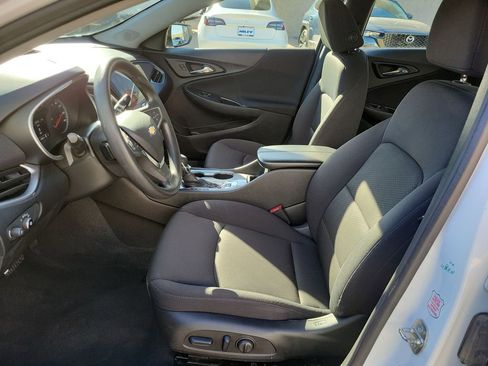 Used 2023 Chevrolet Malibu LT image 18