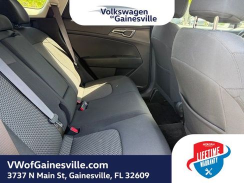Used 2025 Kia Sportage LX FWD image 8