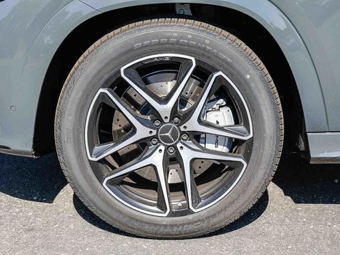 New 2026 Mercedes-Benz GLE 53 AMG 4MATIC Coupe image 9