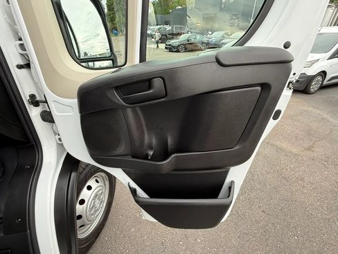 Used 2021 RAM ProMaster 1500 w/ Convenience Group FWD image 16