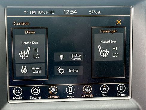 Used 2018 Jeep Grand Cherokee Altitude AWD/4WD image 22