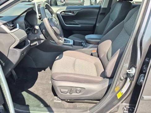 Certified 2024 Toyota RAV4 XLE AWD/4WD image 9