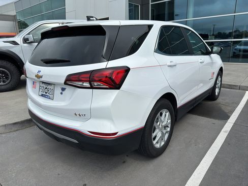 Used 2022 Chevrolet Equinox LT FWD image 3
