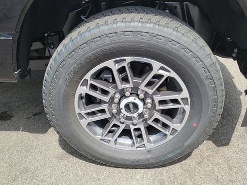 New 2026 Ford F350 Platinum w/ Platinum Plus Package AWD/4WD image 6