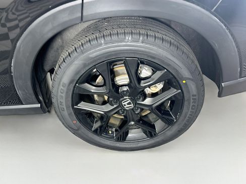 Used 2023 Honda HR-V Sport image 11