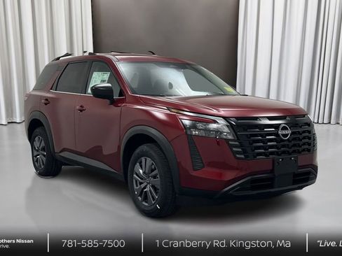 New 2026 Nissan Pathfinder SV image 3