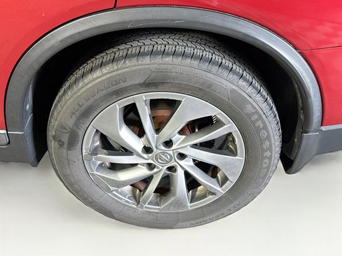 Used 2015 Nissan Rogue SL w/ SL Premium Package image 11