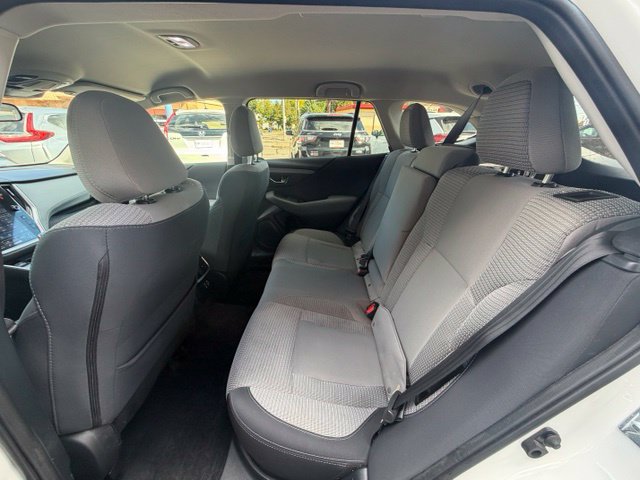 Used 2023 Subaru Outback Premium AWD/4WD image 15