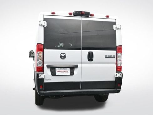 Used 2023 RAM ProMaster 2500 FWD image 9