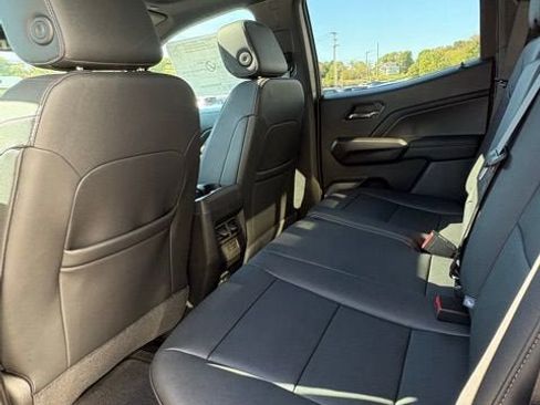 New 2026 GMC Canyon Elevation w/ Convenience Package image 18