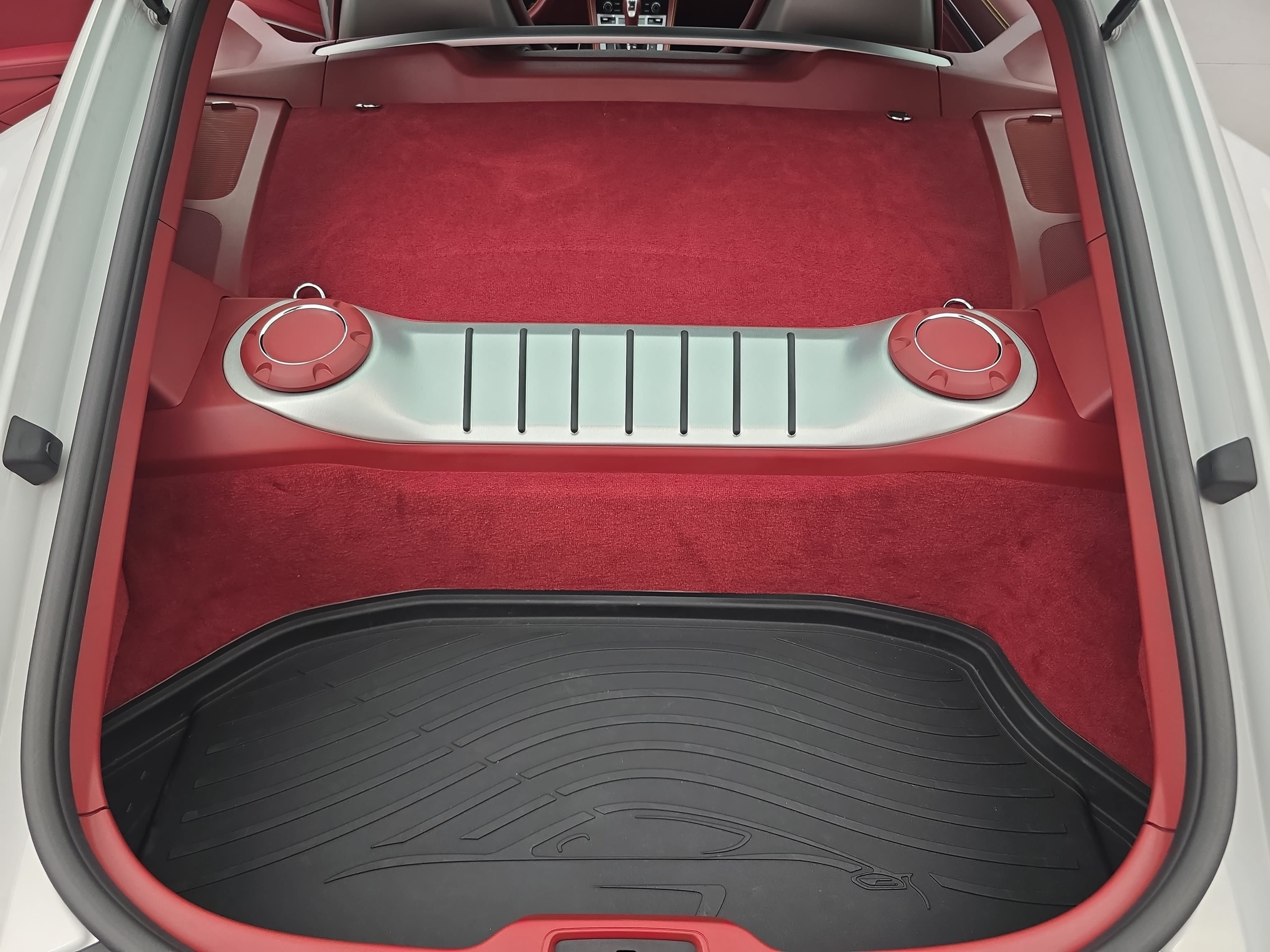 Certified 2025 Porsche 718 Cayman S RWD image 12