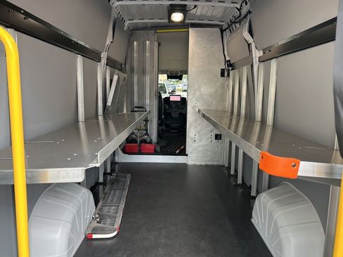 Used 2024 RAM ProMaster 3500 w/ Delivery Van Package FWD image 29