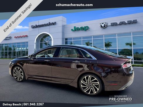Used 2020 Lincoln MKZ w/ Convenience Package FWD image 5