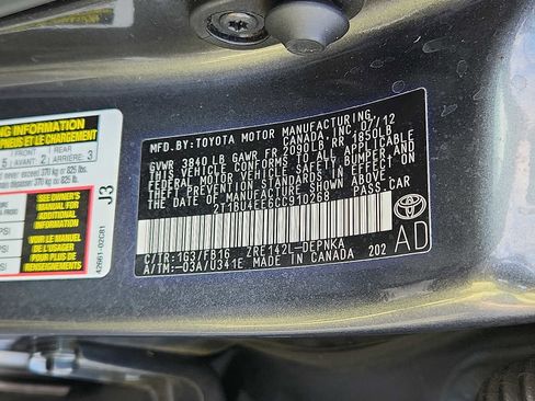 Used 2012 Toyota Corolla LE image 25