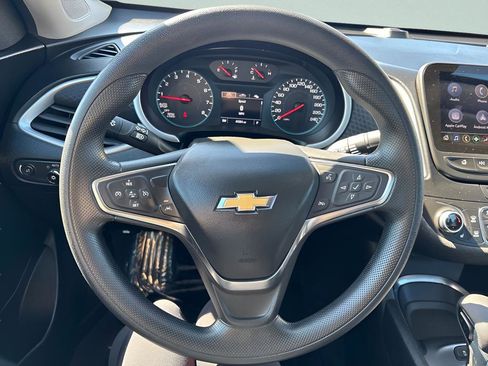 Used 2024 Chevrolet Malibu LT FWD image 21
