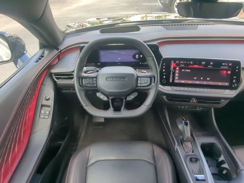 Used 2025 Dodge Charger Daytona R/T w/ Plus Group AWD/4WD image 16