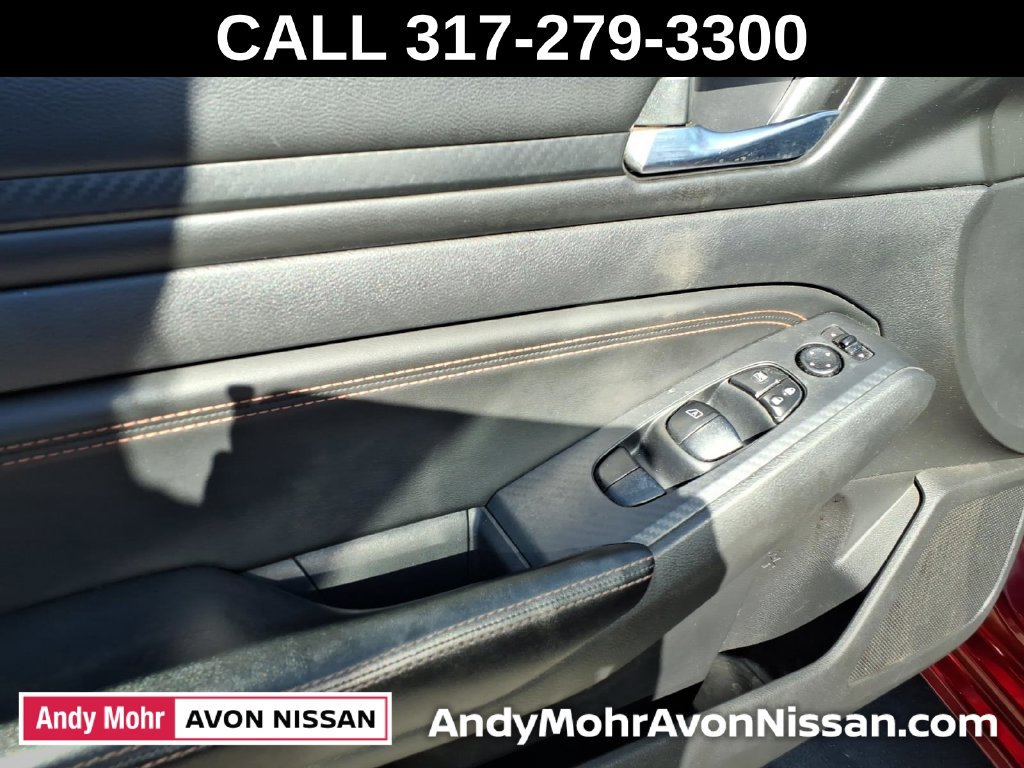 Used 2019 Nissan Altima 2.5 SR w/ SR Premium Package AWD/4WD image 16