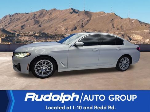 Used 2021 BMW 530i w/ Convenience Package RWD image 2