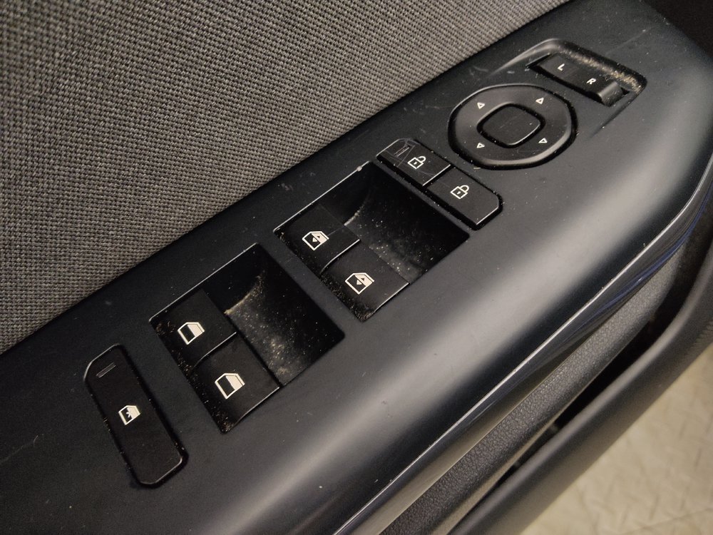 Used 2025 Kia K4 EX FWD image 27