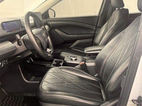 Used 2021 Ford Mustang Mach-E Select w/ Comfort/Appearance Package image 12