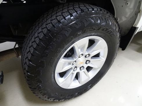 Used 2025 Chevrolet Silverado 1500 W/T w/ WT Value Package image 7