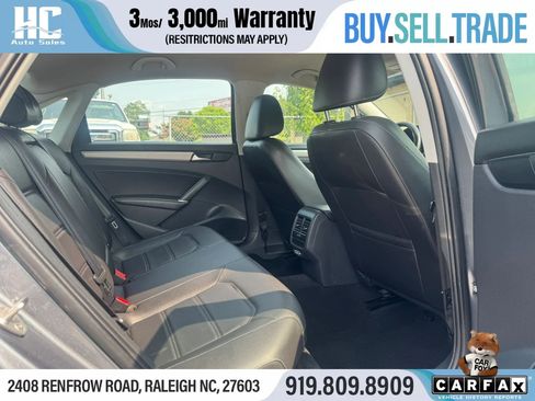 Used 2020 Volkswagen Passat 2.0T SE FWD image 18