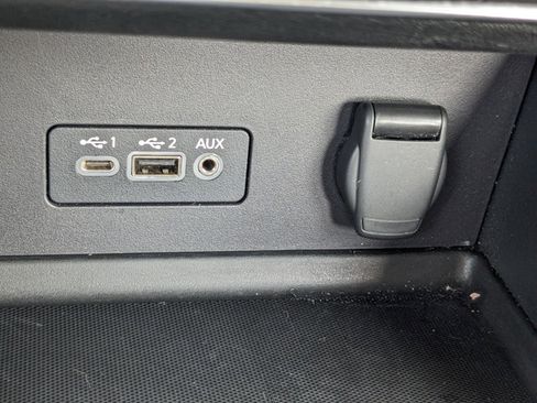 Used 2023 Nissan Sentra SV image 25