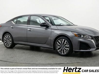 Used 2025 Nissan Altima 2.5 SV