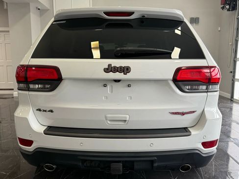 Used 2017 Jeep Grand Cherokee Trailhawk image 5