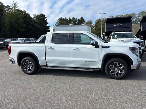 New 2026 GMC Sierra 1500 SLT w/ SLT Premium Package image 2