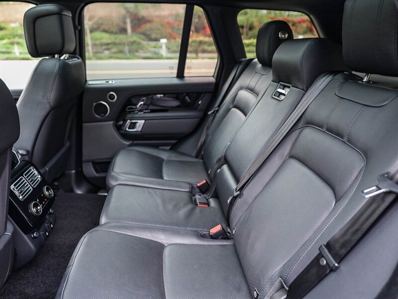 Used 2020 Land Rover Range Rover HSE AWD/4WD image 24