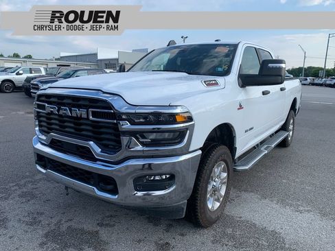 Used 2025 RAM 2500 Big Horn AWD/4WD image 1