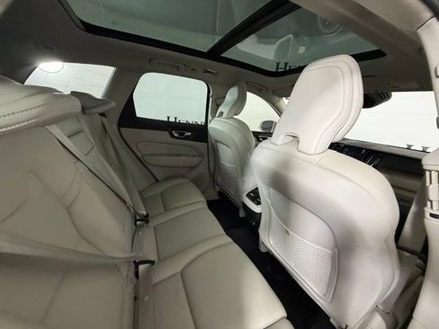 Used 2020 Volvo XC60 T5 Inscription w/ Protection Package FWD image 38