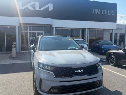 Certified 2022 Kia Sorento EX w/ Panoramic Sunroof Package