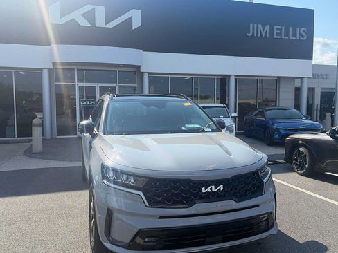 Certified 2022 Kia Sorento EX w/ Panoramic Sunroof Package FWD image 1