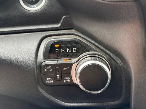 Used 2019 RAM 1500 Big Horn AWD/4WD image 11
