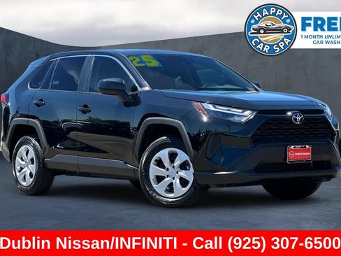 Used 2025 Toyota RAV4 LE AWD/4WD image 1