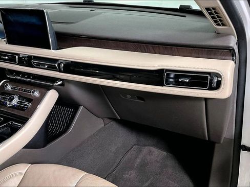 Used 2021 Lincoln Aviator Reserve w/ Equipment Group 201A image 16