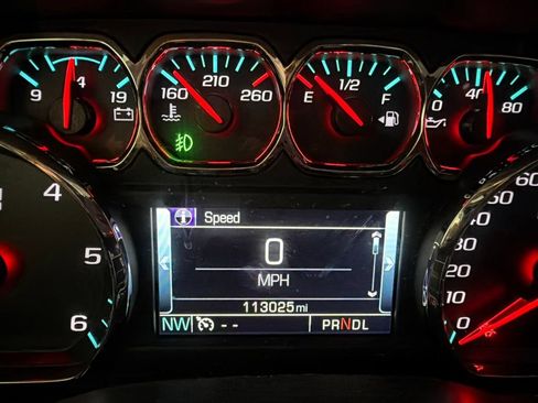 Used 2017 GMC Sierra 1500 SLT AWD/4WD image 6