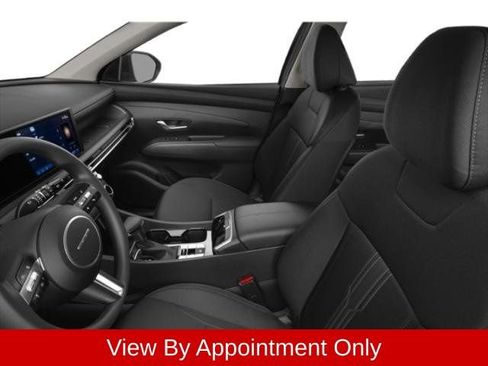 Used 2025 Hyundai Tucson SEL FWD image 9