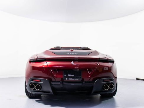 Certified 2025 Ferrari Roma Spider RWD image 22