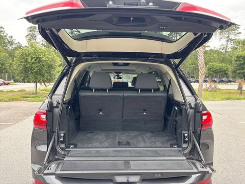 Used 2020 BMW X7 xDrive40i w/ Premium Package AWD/4WD image 33
