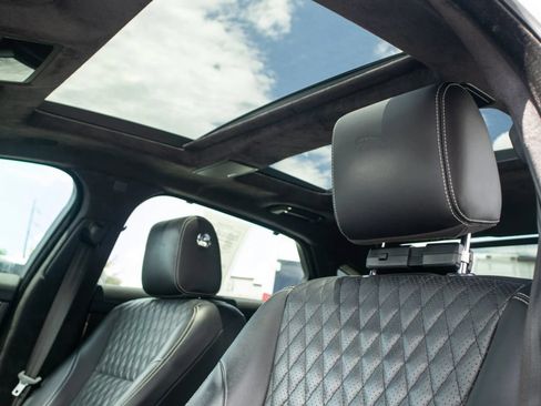 Used 2019 Jaguar XJ L Portfolio RWD image 33