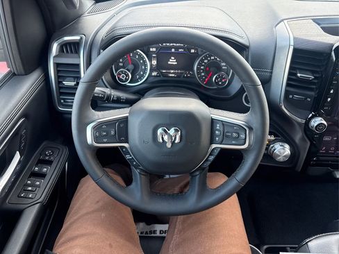 Used 2025 RAM 1500 Laramie image 13