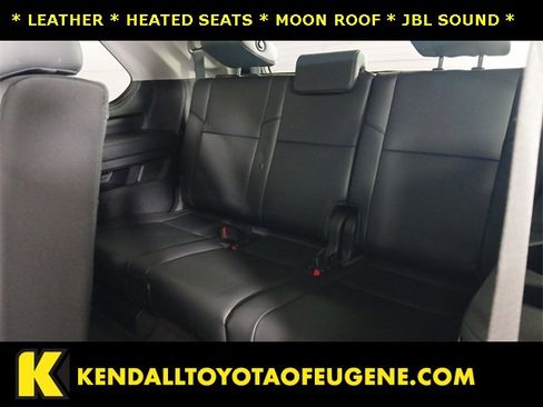 Used 2023 Toyota Sequoia Limited image 21