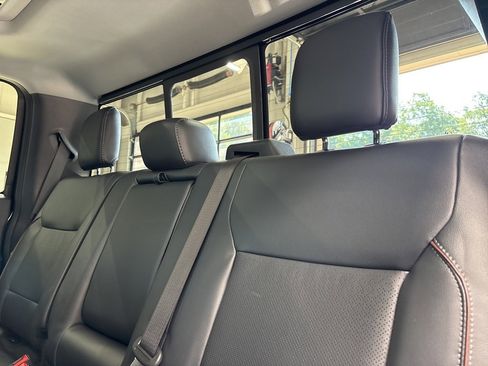 Used 2024 Ford F250 Lariat image 20